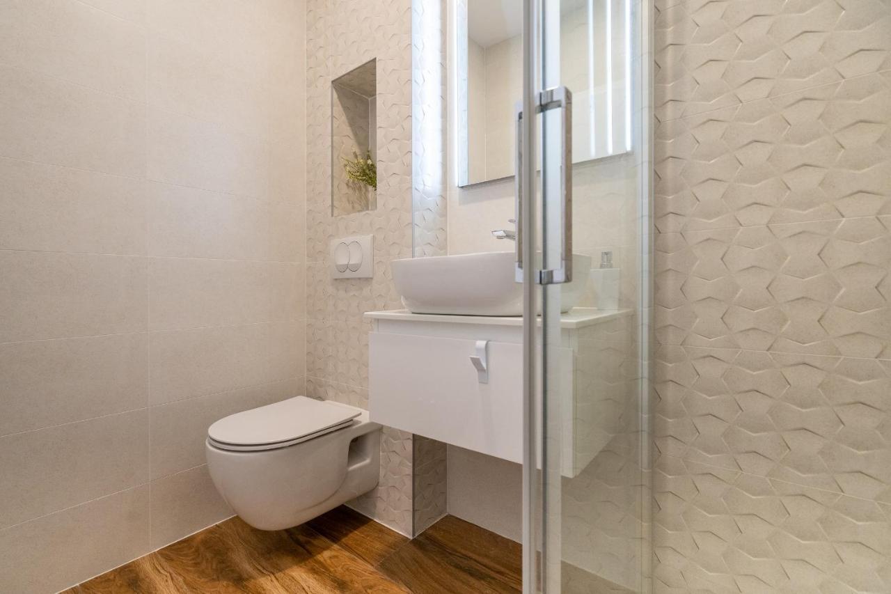 Bed & Breakfast Sky City Center 자그레브 외부 사진